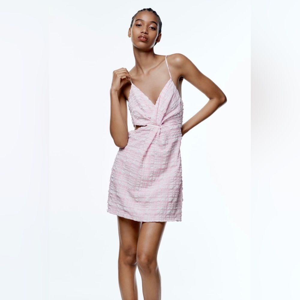 NWT ZARA TEXTURED CUT OUT DRESS